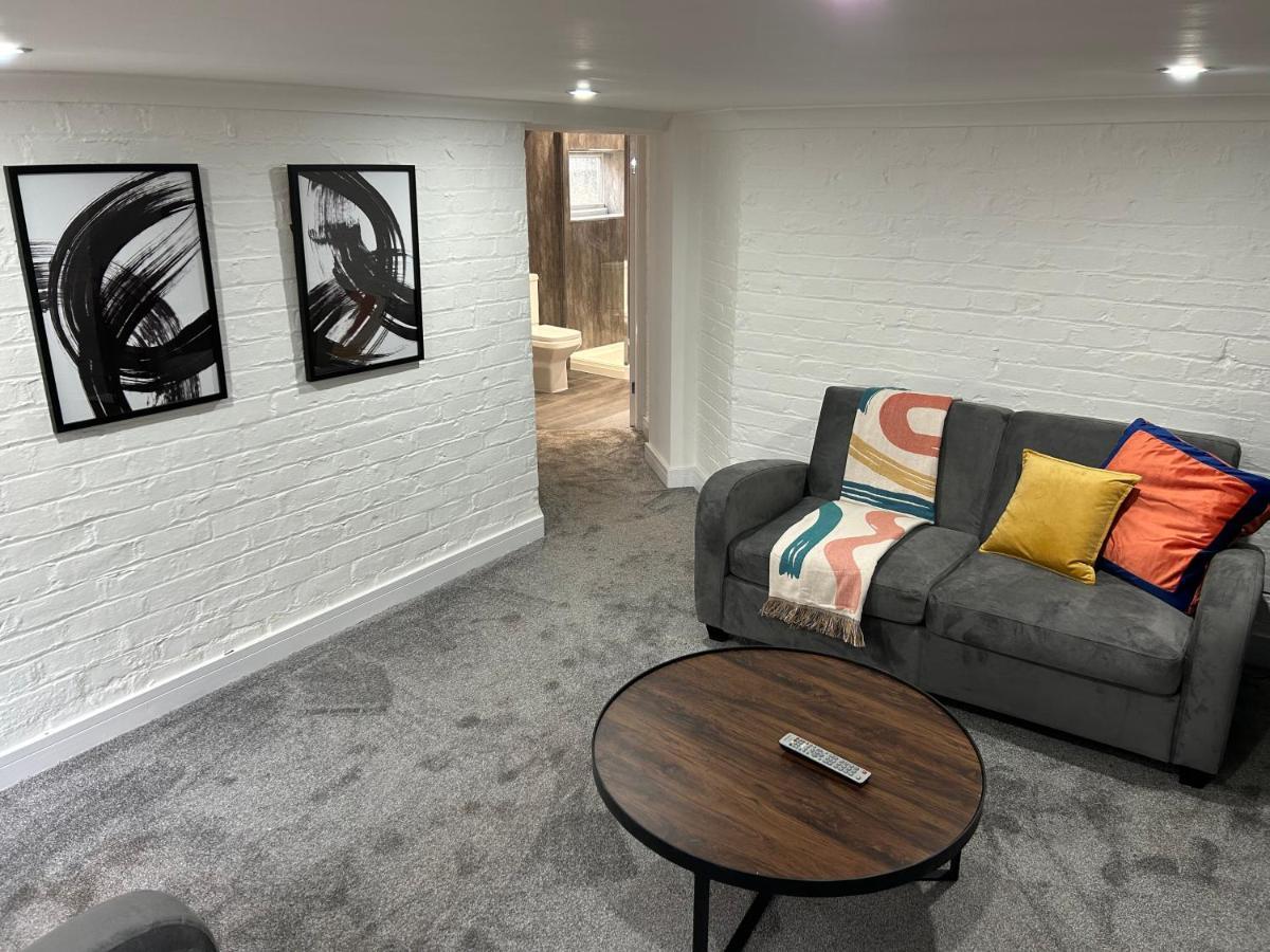 Appartement Airport Hideaway à Manchester Extérieur photo